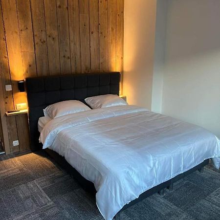 Nieuwe kamer in centrum Brugge met badkamer ! Eksteriør billede