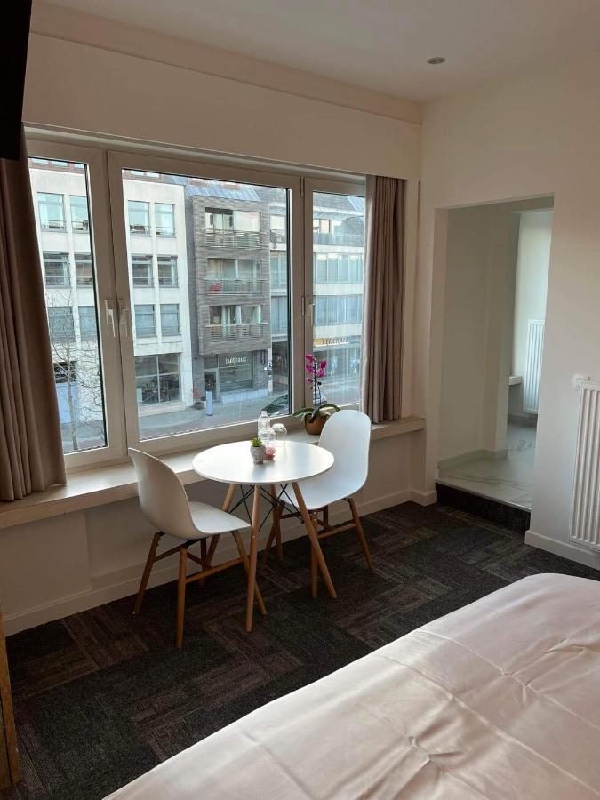 Nieuwe kamer in centrum Brugge met badkamer ! Eksteriør billede