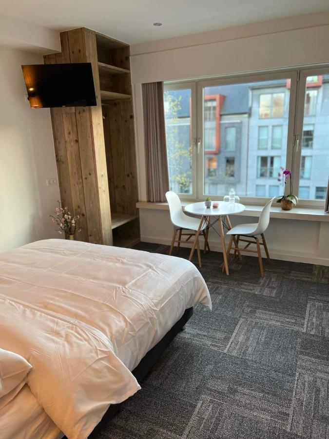 Nieuwe kamer in centrum Brugge met badkamer ! Eksteriør billede